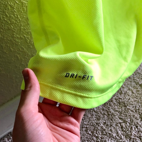 Nike Tanktop - Picture 4 of 6